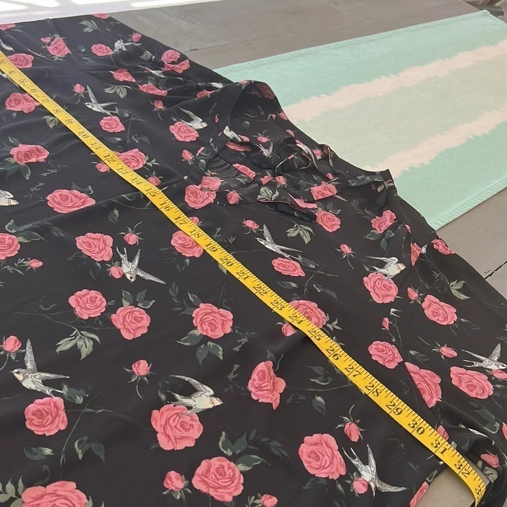 Torrid Floral Bird Print Georgette Tie Neck Blouse Size 5X - Picture 13 of 14